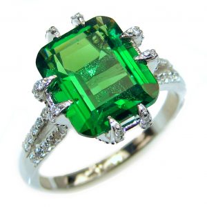 Authentic volcanic emerald cut Green Helenite .925 Sterling Silver ring s. 9